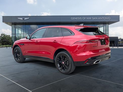 Used 2021 Jaguar F-PACE S image 3