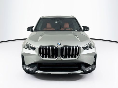 Used 2024 BMW X1 xDrive28i w/ Convenience Package AWD/4WD image 2