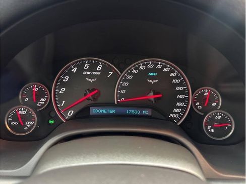 Used 2008 Chevrolet Corvette Coupe w/ Preferred Equipment Group RWD image 12