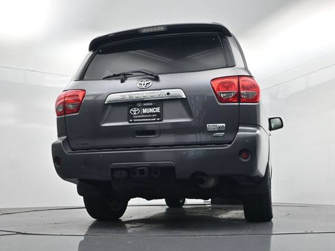 Used 2017 Toyota Sequoia Platinum AWD/4WD image 65