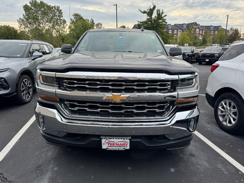 Used 2017 Chevrolet Silverado 1500 LT w/ All Star Edition AWD/4WD image 2