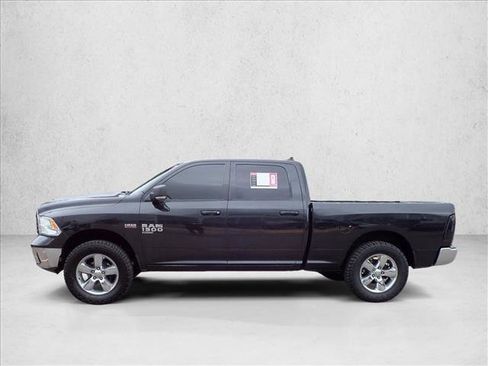 Used 2019 RAM 1500 Big Horn AWD/4WD image 2