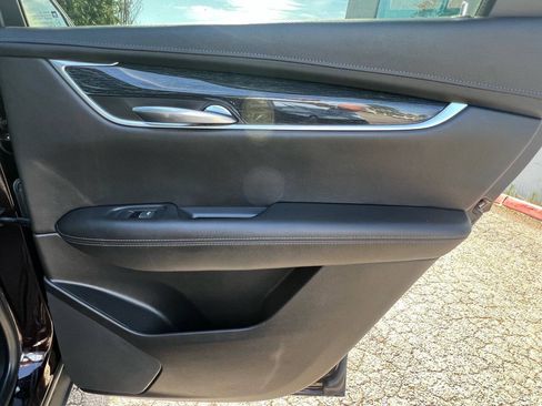 Used 2020 Cadillac XT5 Premium Luxury AWD/4WD image 20