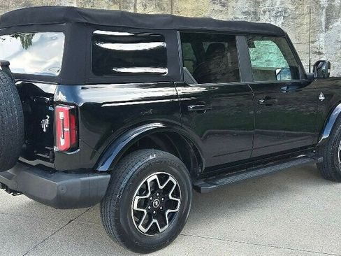 Used 2021 Ford Bronco Outer Banks AWD/4WD image 7
