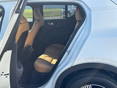 Used 2021 Volvo XC40 T5 Inscription AWD/4WD image 11