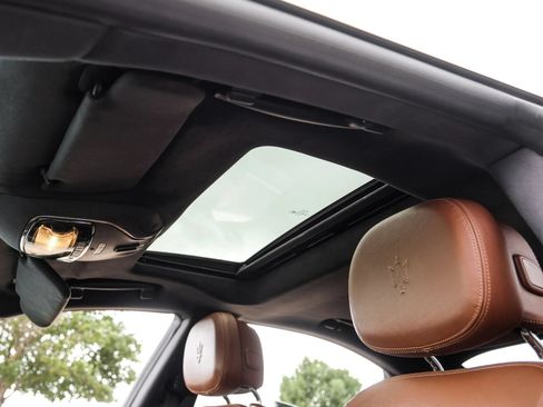 Used 2015 Maserati Ghibli S Q4 AWD/4WD image 5