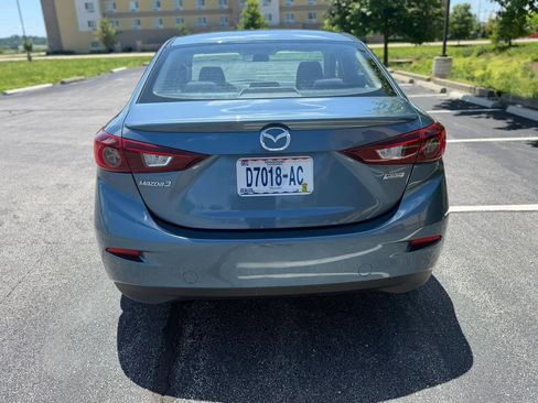 Used 2014 MAZDA MAZDA3 i Touring w/ Moonroof Package 1 FWD image 4