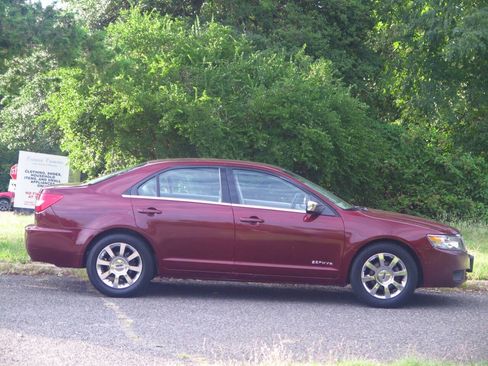 Used 2006 Lincoln Zephyr FWD image 5