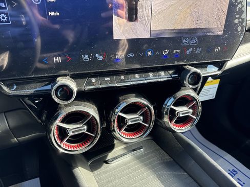 Used 2024 Chevrolet Blazer EV RS image 18