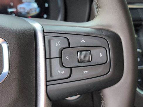 Certified 2024 GMC Yukon SLT w/ SLT Luxury Package image 26