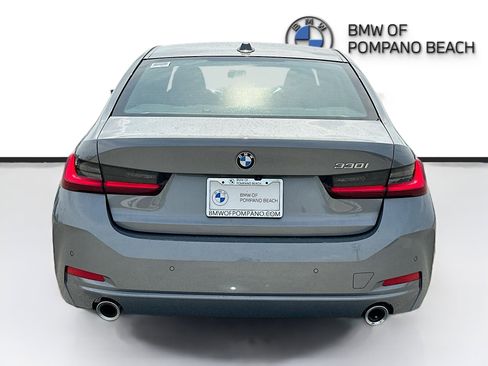 New 2025 BMW 330i Sedan w/ M Sport Package image 6