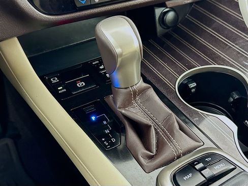 Used 2017 Lexus RX 350 FWD image 17