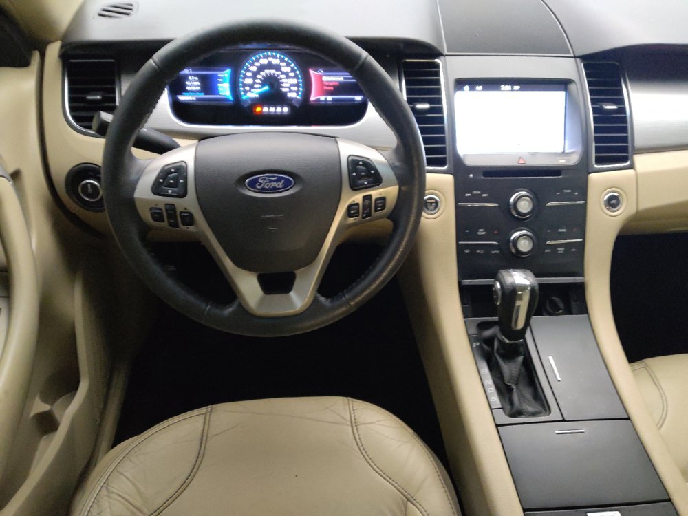 Used 2016 Ford Taurus SEL w/ Equipment Group 201A FWD image 22