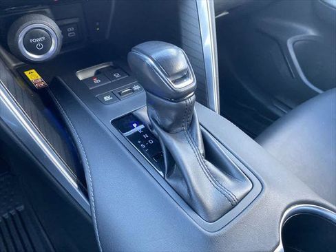 Certified 2023 Toyota Venza Nightshade image 19