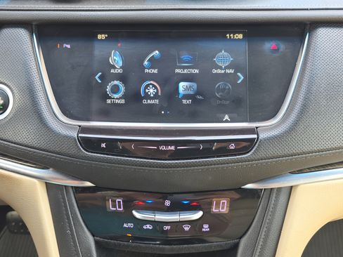 Used 2019 Cadillac XT5 FWD image 22