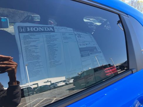 New 2026 Honda HR-V Sport image 33