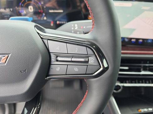 New 2026 Chevrolet Traverse RS w/ LPO, Floor Liner Package FWD image 34
