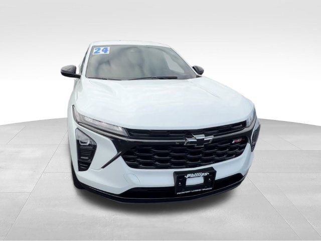 Certified 2024 Chevrolet Trax RS w/ Driver Confidence Package FWD image 8