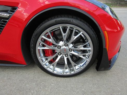 Used 2019 Chevrolet Corvette Z06 RWD image 22