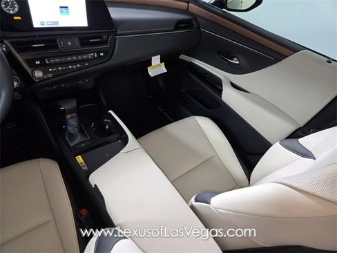 New 2025 Lexus ES 350 w/ Premium Package image 14