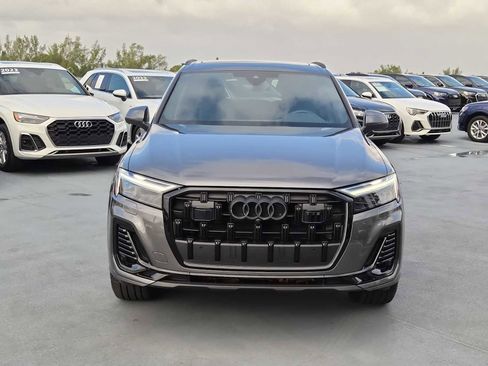 Used 2025 Audi Q7 2.0T Premium w/ Convenience Plus Package image 9