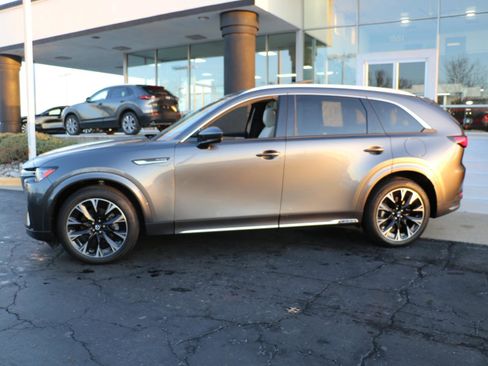 Certified 2025 MAZDA CX-90 3.3 Turbo S w/ Premium Package image 2