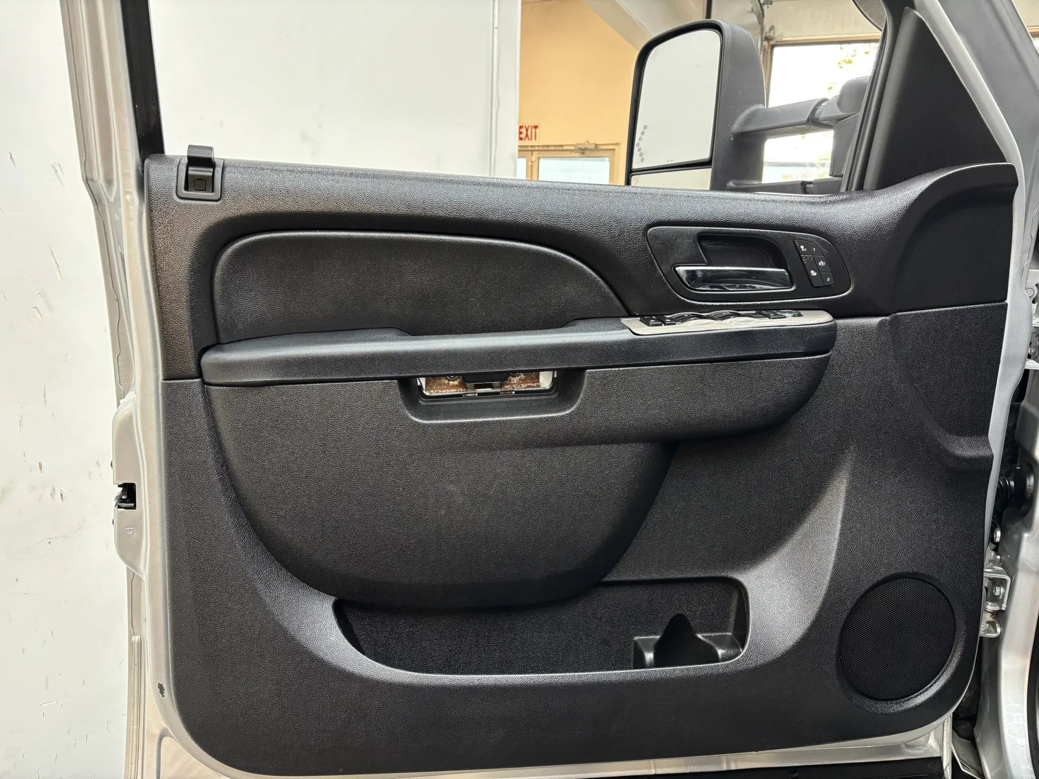 Used 2014 Chevrolet Silverado 3500 LTZ w/ LTZ Plus Package AWD/4WD image 24
