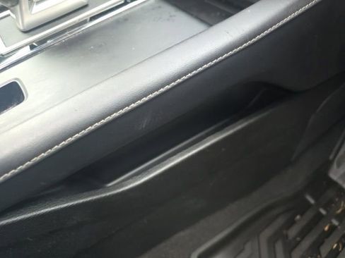 Used 2024 Mitsubishi Outlander SE image 45