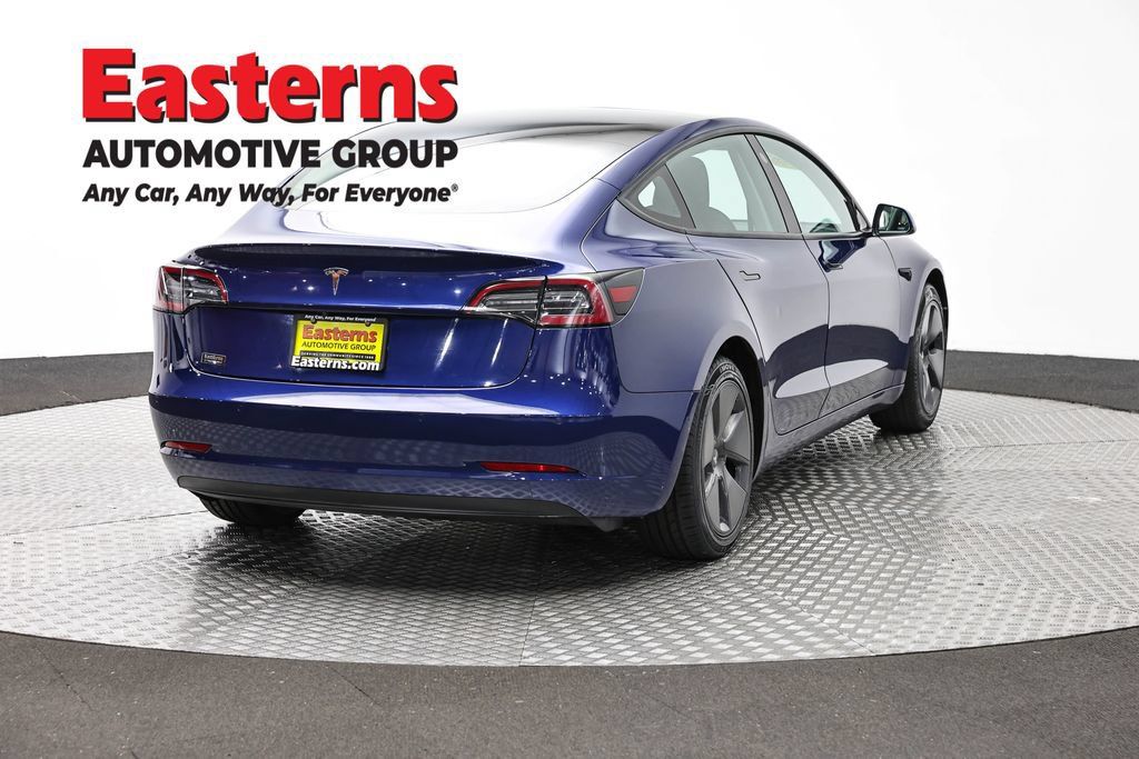 Used 2021 Tesla Model 3 Standard Range Plus RWD image 5