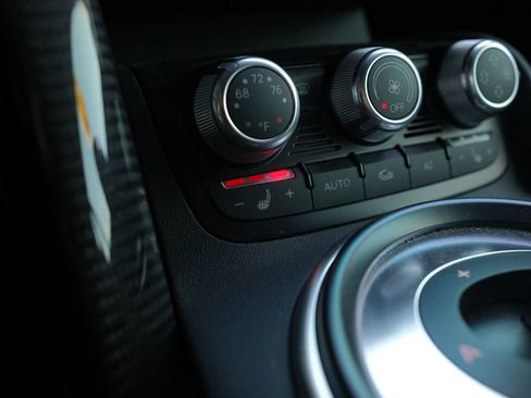 Used 2009 Audi R8 V8 image 19