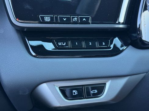 Used 2024 Lexus RX 500h F Sport w/ Convenience Package image 18