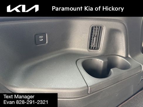 Used 2025 Honda Pilot Elite image 13