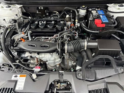 Used 2025 Honda Accord SE image 9
