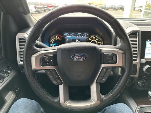 Used 2016 Ford F150 Platinum w/ Equipment Group 701A Luxury image 21