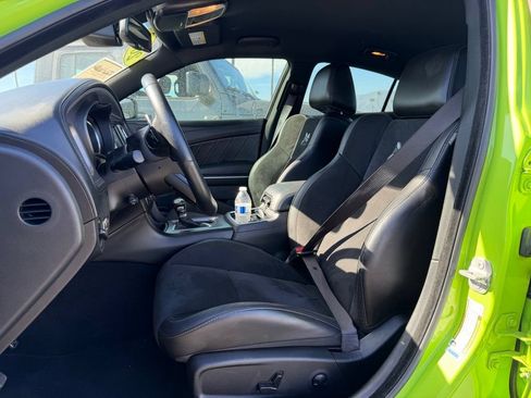 Used 2023 Dodge Charger Scat Pack RWD image 5