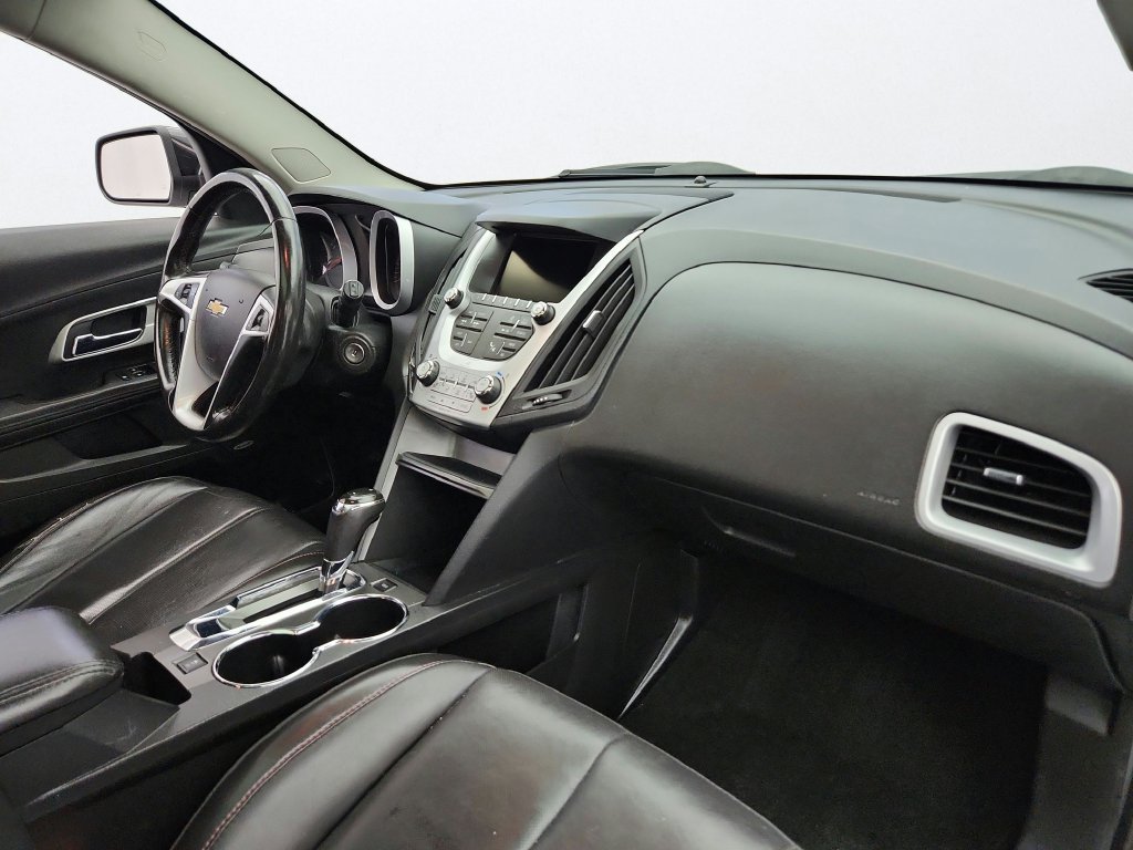 Used 2017 Chevrolet Equinox LT FWD image 26