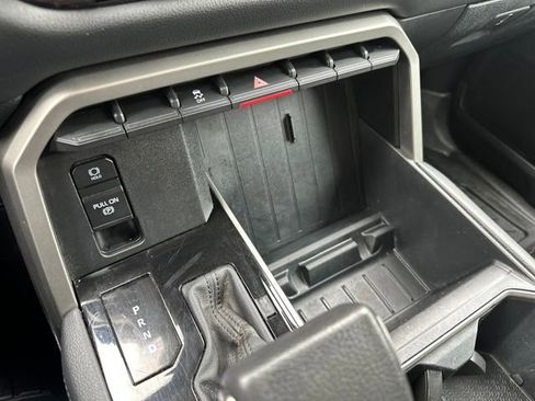 Used 2023 Toyota Tundra Limited image 42