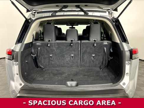 Used 2022 Nissan Pathfinder SV AWD/4WD image 36