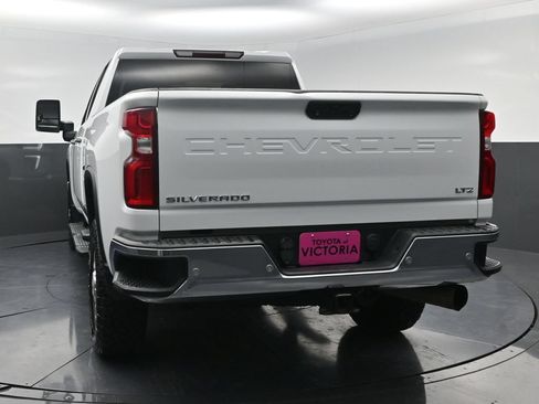 Used 2022 Chevrolet Silverado 2500 LTZ w/ Safety Package AWD/4WD image 15