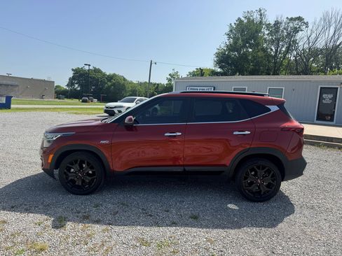 Used 2023 Kia Seltos SX AWD/4WD image 6