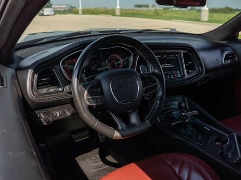 Used 2021 Dodge Challenger SRT Hellcat Redeye RWD image 12