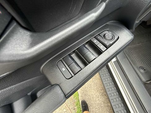 Used 2025 Toyota 4Runner 4WD image 14