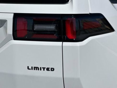 New 2026 Jeep Cherokee Limited AWD/4WD image 19