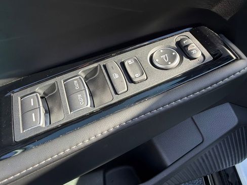 Used 2024 Honda Accord Touring image 22