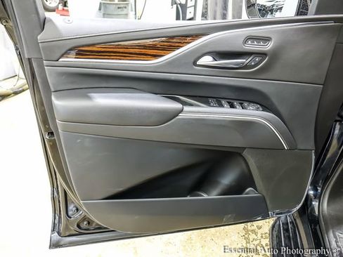 Used 2021 Cadillac Escalade Premium Luxury w/ Driver Assist Tech Package AWD/4WD image 24
