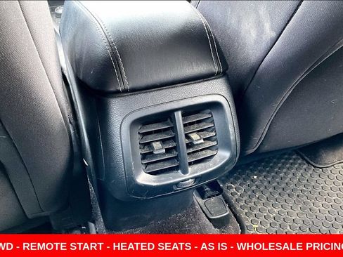 Used 2018 Jeep Cherokee Latitude w/ Altitude Package AWD/4WD image 10