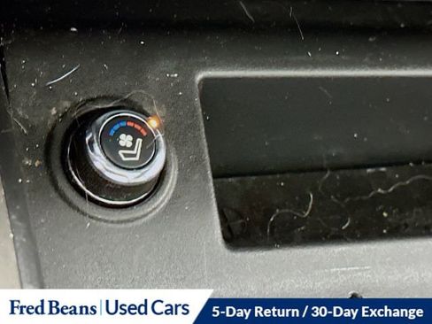 Used 2021 Nissan Titan Platinum Reserve w/ Moonroof Package image 23