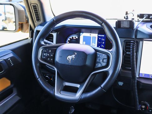 Used 2021 Ford Bronco First Edition AWD/4WD image 14