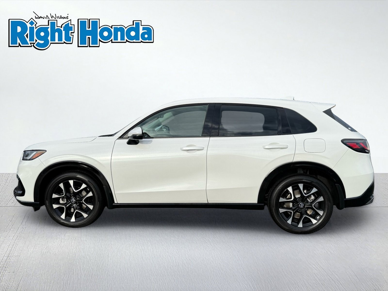 Certified 2027 Honda HR-V EX-L image 4