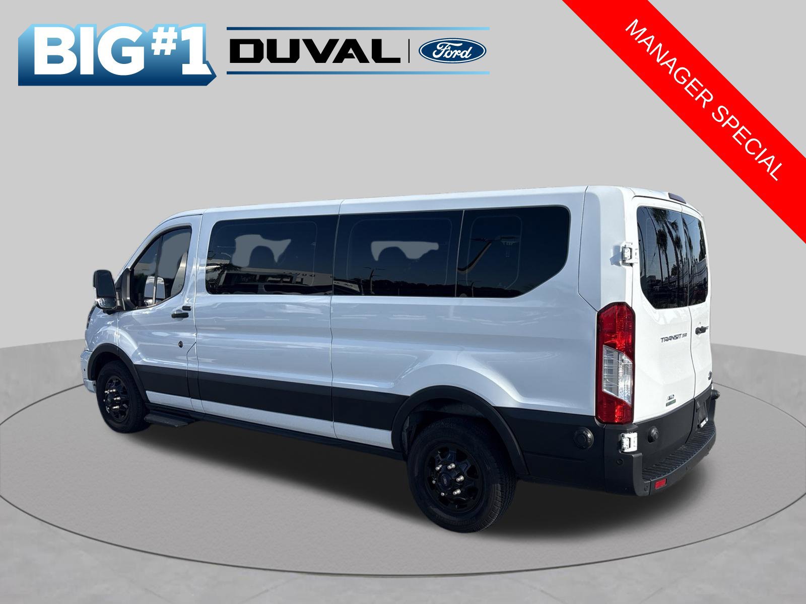 Used 2024 Ford Transit 350 XLT AWD/4WD image 4